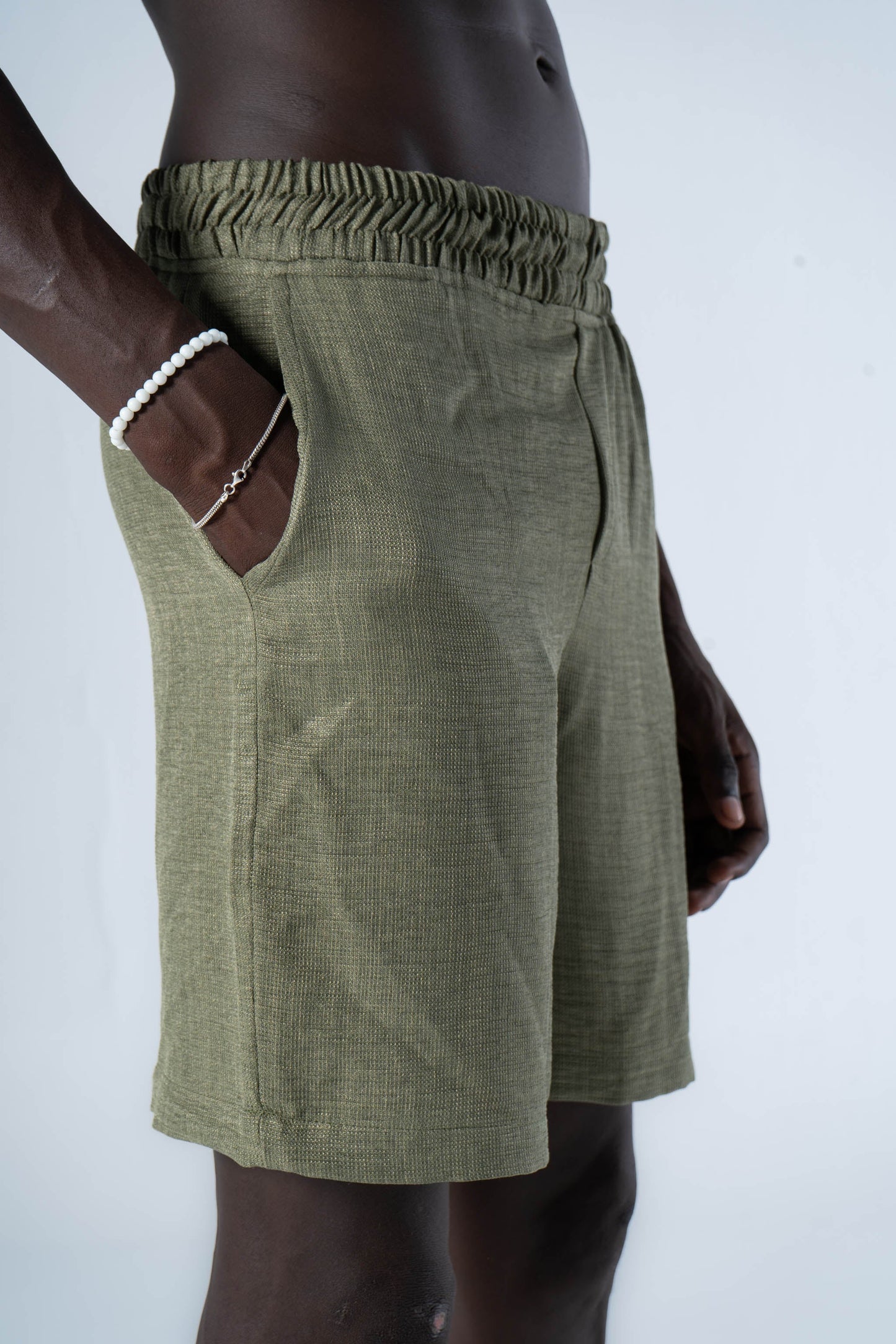 Olive Branch linen shorts - oddegypt