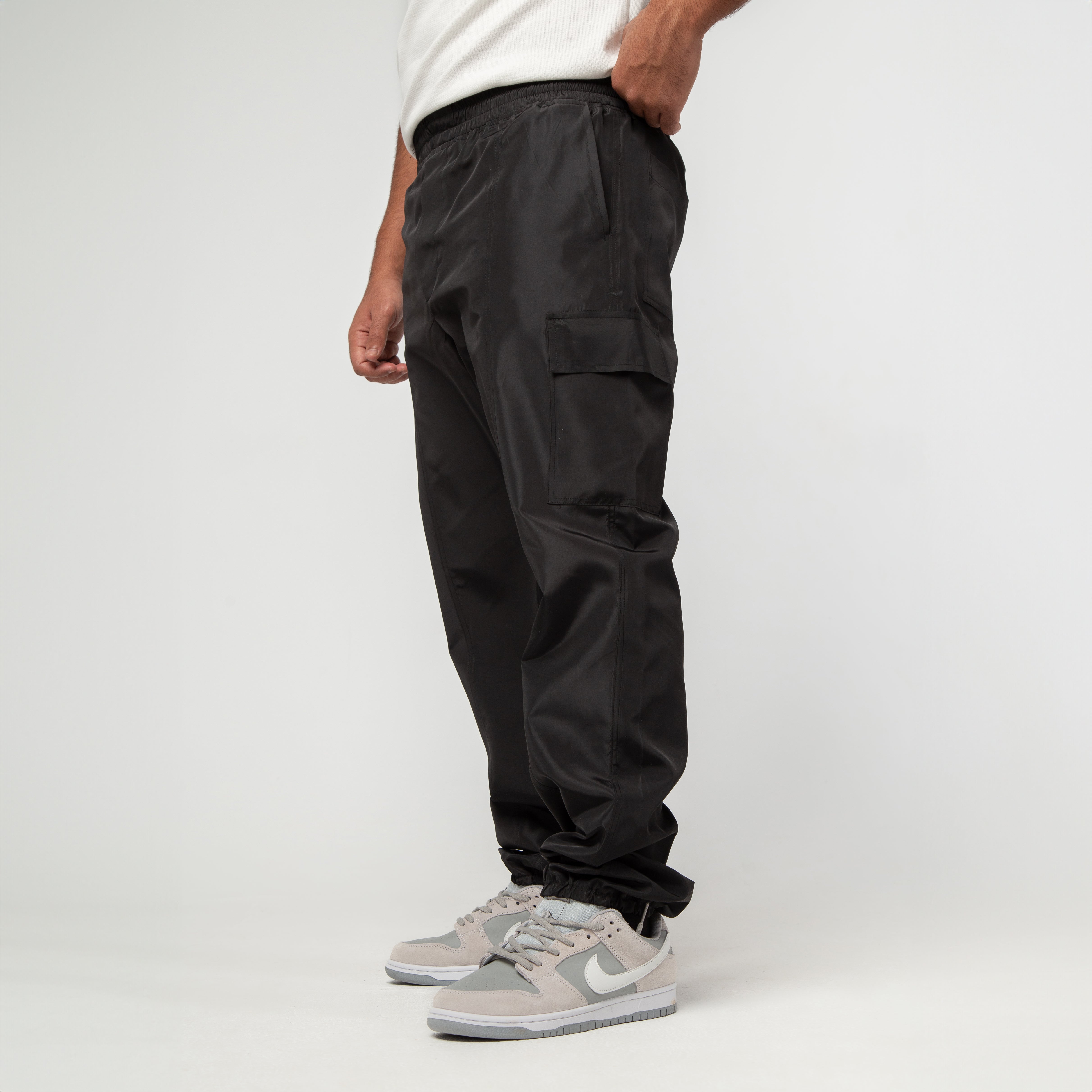 Black Parachute Pants – oddegypt